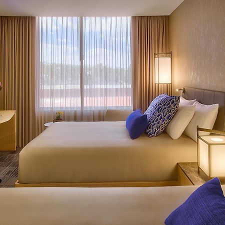 Galeria Plaza Irapuato Hotel Bagian luar foto