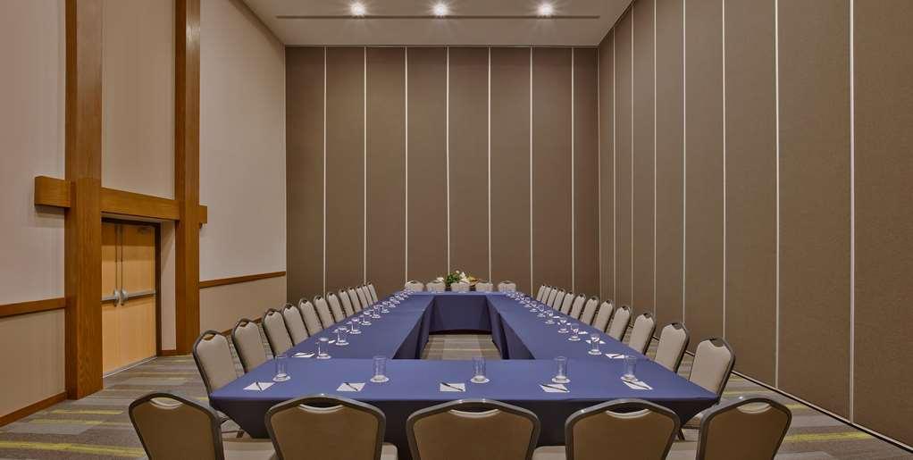 Galeria Plaza Irapuato Hotel Fasilitas foto
