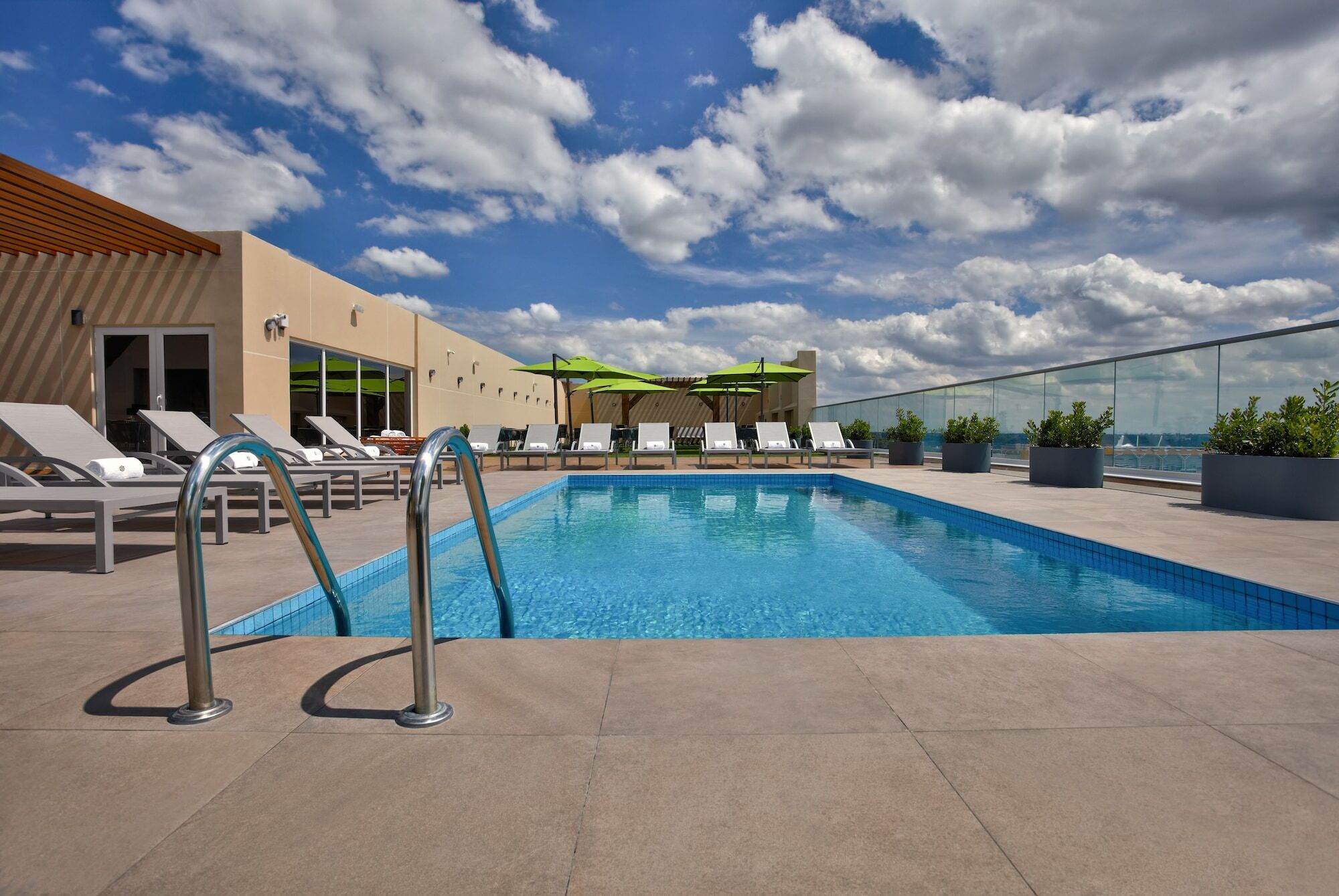 Galeria Plaza Irapuato Hotel Bagian luar foto